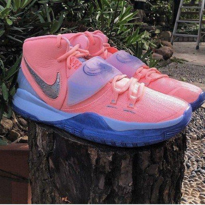 Nike Kyrie 6 Concepts Khepri 聖甲蟲 埃及法老王 籃球籃   粉紅 CU8880慢跑鞋【ADIDAS x NIKE】