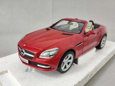 汽車模型 車模 收藏模型迷你切 1/18 BENZ SLK-CLASS 2011 奔馳合金車模型