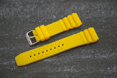 超值高質感22mm蛇腹式矽膠錶帶替代原廠搶錢貴貨citizen,seiko sbbn 潛水錶帶,黃色標