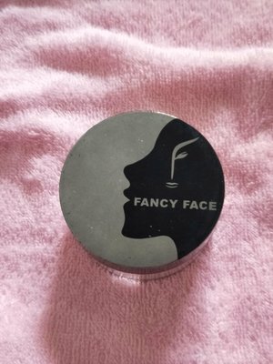 美容乙級證照 Fancy Face專業彩妝 保濕蜜粉