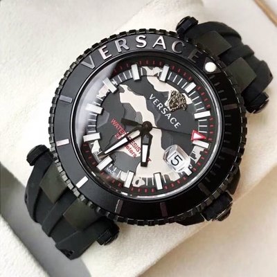 VERSACE V-Race 黑色迷彩錶盤 黑色橡膠錶帶 石英 男士手錶 VAK050016 凡賽斯腕錶