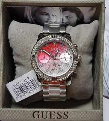 GUESS 晶鑽圈 漸層紅色錶盤 銀色不鏽鋼錶帶 石英 女士手錶 W0774L7