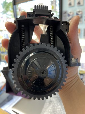 高雄維修【原廠滾輪】LG CordZero ThinQ M9 掃地機器人 行走輪模組 掃地機輪子 維修