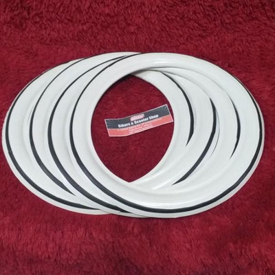 Vespa 白色牆環輪胎裝飾 10