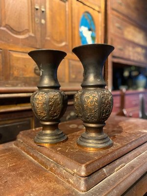 林衝浪私倉聊復古道具租賃 花瓶 銅花瓶 花器收藏一整個年代。