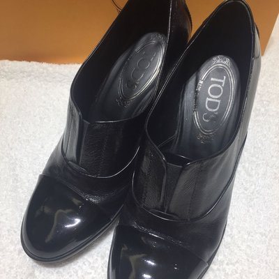 真品Tod's黑色雙材質漆皮高跟靴～踝靴～牛津鞋～學院風～36號～附鞋盒防塵套～義大利製