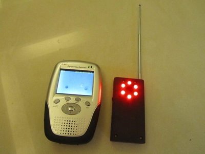 磐石安防GPS剋星反針孔螢幕顯示防針孔反竊聽反GPS組合反汽車定位追蹤器反監聽防竊聽
