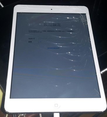 零件機--Apple iPad A1432平板 /需解APPLE ID--外瑩幕有裂