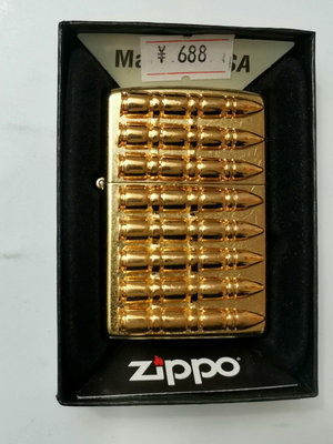 全新芝寶Zippo，專柜正品，20年子彈貼章，同年內膽，防風