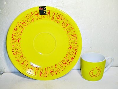 T.全新香港製Lipton黃色系咖啡杯盤組!!--提供給需要的人!/黑箱9/-P