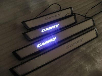 (逸軒自動車)TOYOTA 2012 七代 New Camry Hybrid 原廠部品替換式 LED 迎賓踏板 冷光踏板 門檻踏板