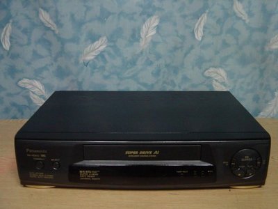 .【小劉二手家電】PANASONIC VHS 錄放影機,NV-HD610型,故障機可修理!