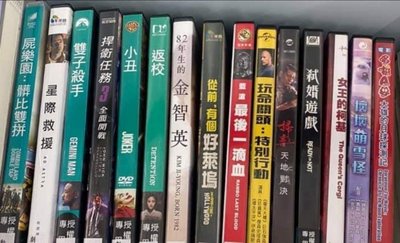 台灣正版 二手DVD【小丑】-性本惡-瓦昆菲尼克斯*怒海潛將-勞勃狄尼洛 席滿客二手片