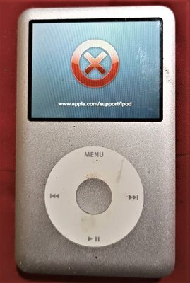 iPod classic 160 GB ~ 硬碟已故障, 可維修後使用, 裸機出售