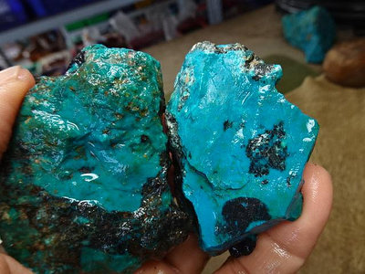 《藍晶寶石玉石特賣》→〈原石系列〉→天然優色美國藍寶石原礦一公斤〈1000公克→N7