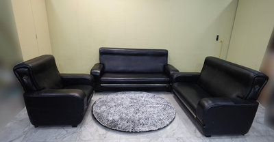 桃園二手傢俱推薦-123黑色皮沙發 2手 單人雙人三人 辦公室營業用客廳家用營業用會客室招待所沙發椅 泡茶椅 扶手靠背