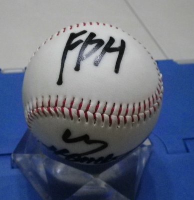 棒球天地---超級絕版--陳文賓 加簽大榮鷹 簽名球.字跡漂亮