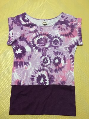 DIESEL紫色短䄂上衣 size M