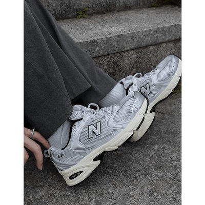 【明朝運動館】New Balance NB 530 銀黑 奶油底 慢跑鞋 老爹鞋 男女款 MR530TA耐吉 愛迪達