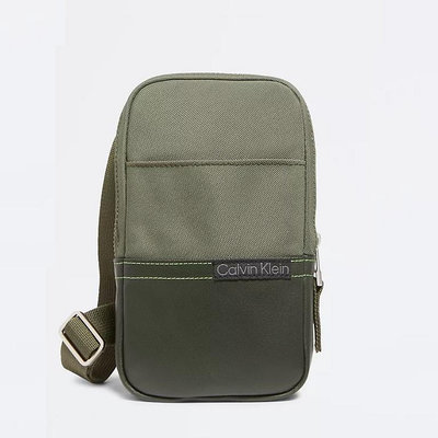 【美麗小舖】Calvin Klein CK 綠色尼龍材質 胸包 斜背手機包~C41935