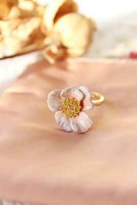 YOYO免運~法國Les Nereides 琺瑯首飾品 盛開的玫瑰花房 粉色