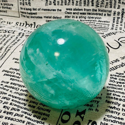 W16天然螢石水晶球綠螢石球晶體通透螢石原石打磨綠色水晶球飾 水晶 擺件 原石【天下奇物】2599
