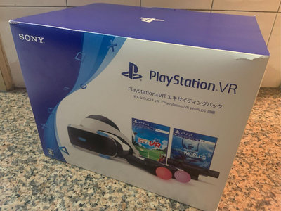 二手極新盒裝SONY PS4 VR/ PSVR二代 CUH-ZVR2組合(日本帶回/台灣機可/ 含鏡頭 +Move*2(盒裝） +VR遊戲*2 ..配件完整