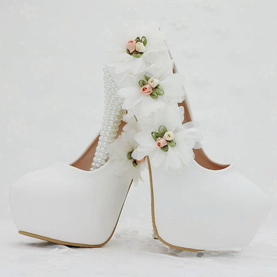 白色花朵珍珠婚鞋白色高跟鞋 珍珠花朵優雅高跟鞋 wedding heels