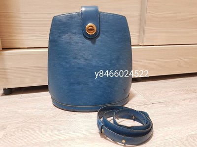 二手美品 真品 LV M52255 EPI 藍色 水桶包 側背包 斜背包 vintage