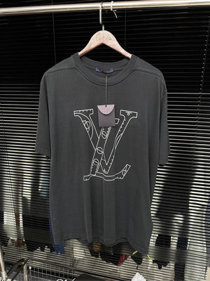 LV 路易威登 Louis Vuitton x nba 聯名黑色短袖 T恤