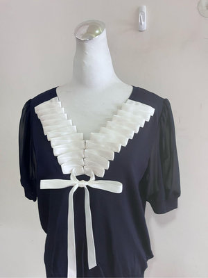 楹。服飾@妮蒂NeDID2023春夏單一特價-立體造型綁帶質感針織上衣9