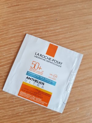 理膚保水 La Roche-Posay 安得利溫和極效防曬乳2ml