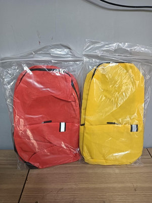 【咿呀二手館】-全新品-後背包、後背袋、背包、小型背包、登山包、簡易包、外出包、小型包