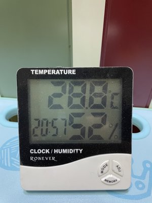 多功能時鐘 LCD溼度顯示器 溫度顯示 超大液晶顯示 濕度計 時鐘 可掛可立時鐘 掛鐘 大字幕時鐘 電子式時鐘 數字時鐘