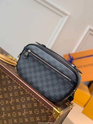 二手Louis Vuitton LV Ambler 腰包 N41289 黑格