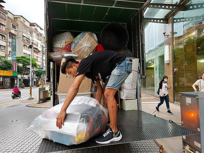 台北市大安區：廢棄物清運、囤積雜物清理、垃圾清運，大型傢俱廢棄物搬運＞30年專業服務、誠信、負責、珍惜所託