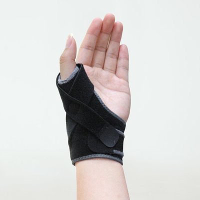 "爾東體育" BODYVINE 巴迪蔓 拇指穩固套 (左右通用) 1只 護腕 護指 運動護具 工作護具