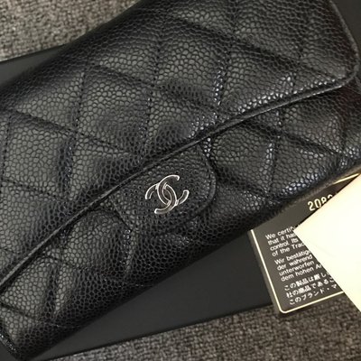 Chanel A31506 Quilted caviar Wallet 菱格紋荔枝紋三折長夾黑金釦/銀釦