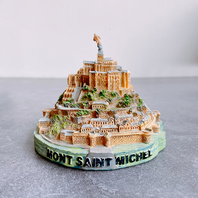 平常小姐┋收藏釋出┋法國製【聖米歇爾山】城堡模型紀念品 世界遺產 大天使 Mont Saint-Michel
