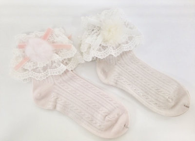 lizlisa LIZ LISA毛球蕾絲滾邊蝴蝶結短襪日本LIZ日系粉色日本製.全新