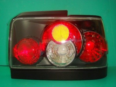 ☆小傑車燈家族☆全新高品質COROLLA 93-97年黑框紅白尾燈一組2300元-酷炫版