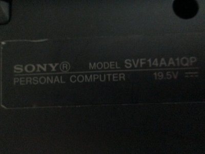 台中筆電維修：索尼SONY SVF14AA1QP 筆電開機無反應,開機斷電,顯卡故障花屏,面板變暗.泡水主機板維修