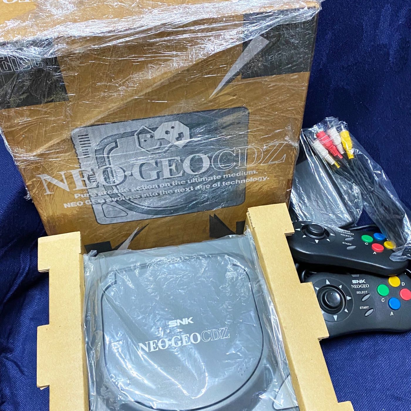 SNK NEO GEO-CDZ(CD-T02) 次世代主機近新美品| Yahoo奇摩拍賣