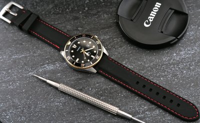 20mm  通用型賽車疾速風格矽膠錶帶不鏽鋼製錶扣,紅色縫線,雙錶圈,diesel nixon