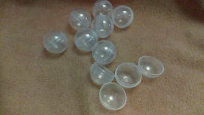安妮媽媽DIY~全新2.8公分正圓球型20顆入(按壓式) 透明扭蛋殼/空扭蛋殼/婚禮小物/抽獎扭蛋