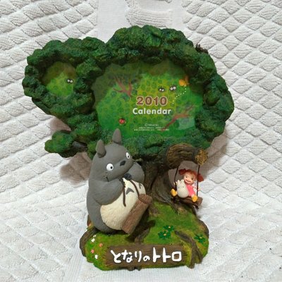 【Totoro】 吉卜力 宮崎駿 龍貓 豆豆龍 盪鞦韆小梅 2010年月曆 擺飾