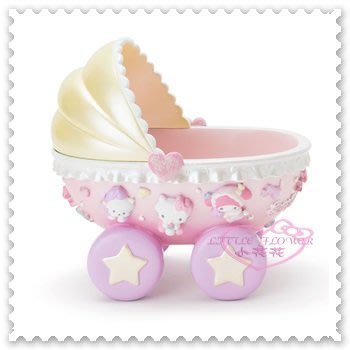 ♥小花花日本精品♥ Hello Kitty 嬰兒車造型 飾品盒 小物盒 收納盒 坐姿 愛心 星星 11303503