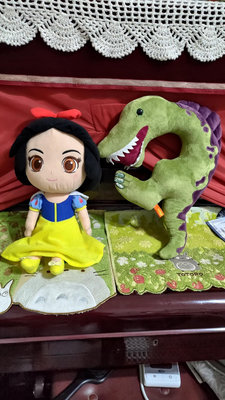 韓國 PROM 恐龍造型枕 暴龍 1200 白雪公主 絨毛娃娃 水汪汪 迪士尼 320白雪已售