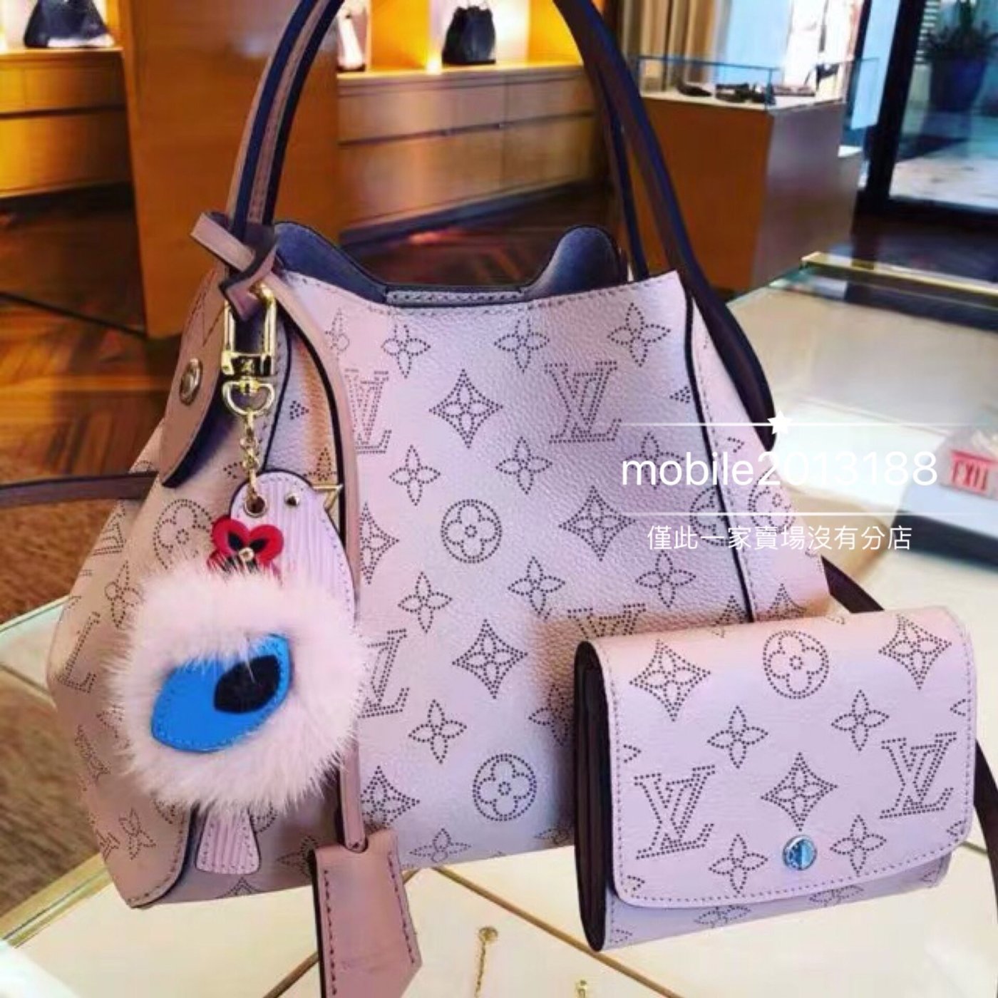 Shop Louis Vuitton MAHINA Hina pm (M54353, M54351, M51950) by LisaSF