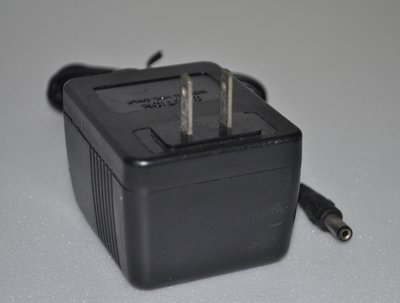 完美家電 AC Adaptor PSU LPS 整流器 變壓器 電源轉接器 充電器 電供 6VDC 1.6A